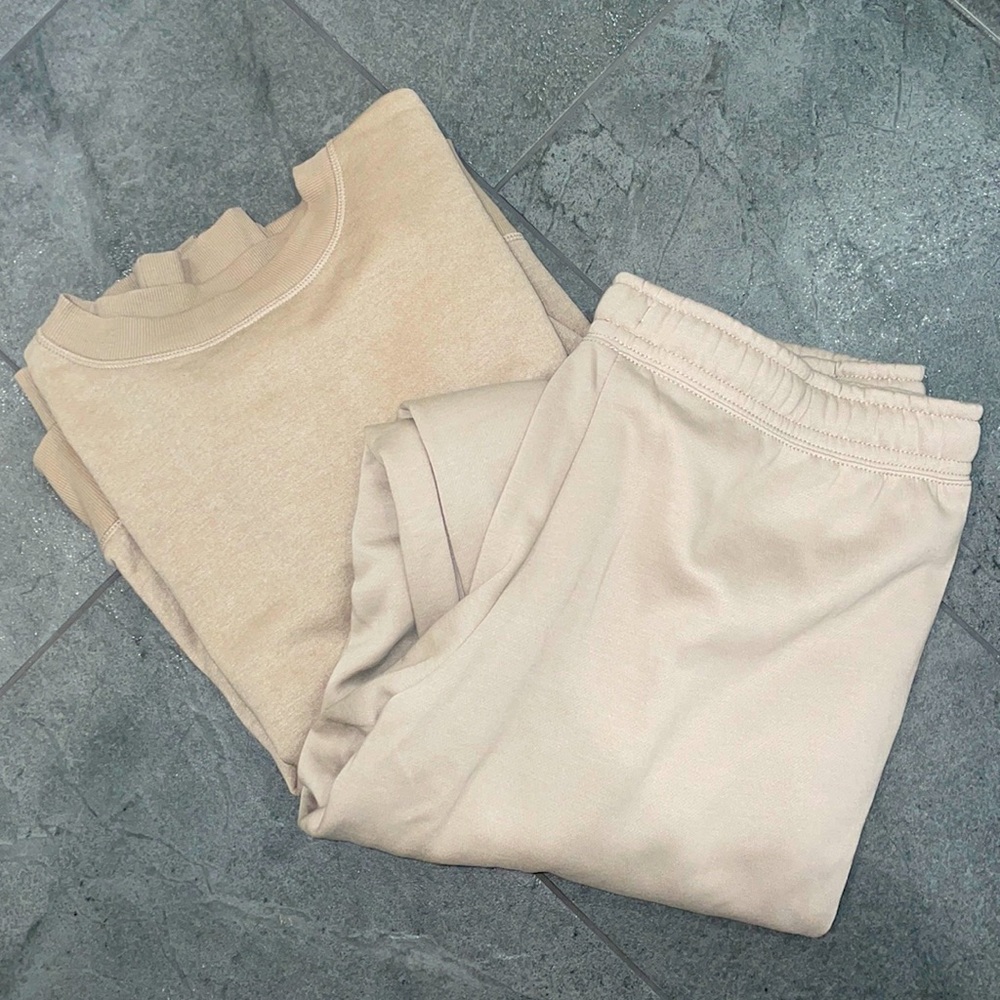 NWT Primark Track Suit -  Tan Sweatpants/Sweatshirt Set - Nike Track Suit Inspo
